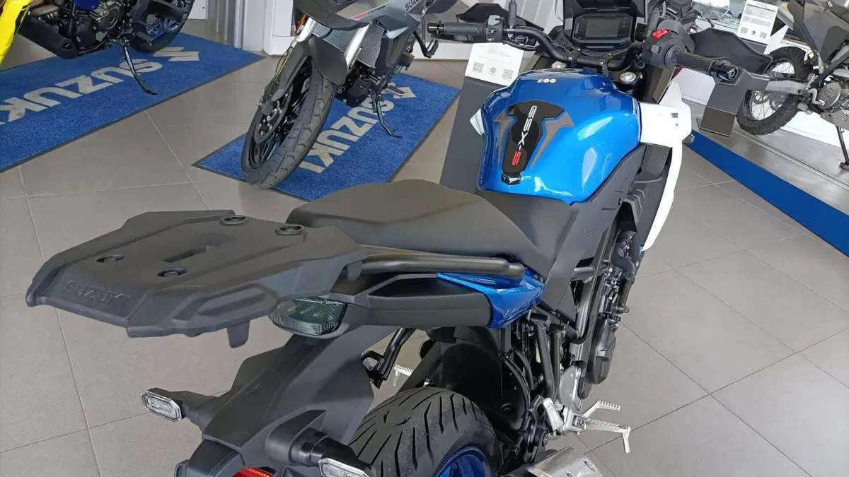 Suzuki SV-7GX (2026)  (4)