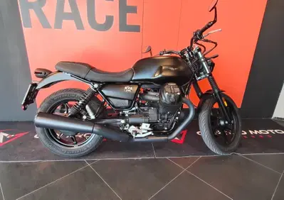 Moto Guzzi V7 Stone (2021 - 24) - Annuncio 10075131