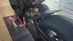 Ducati Panigale V4 1100 SP2 (2022 - 23)  (3)