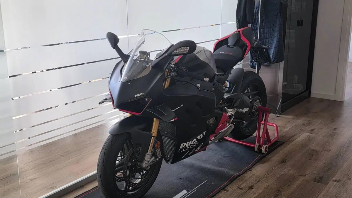 Ducati Panigale V4 1100 SP2 (2022 - 23)  (5)