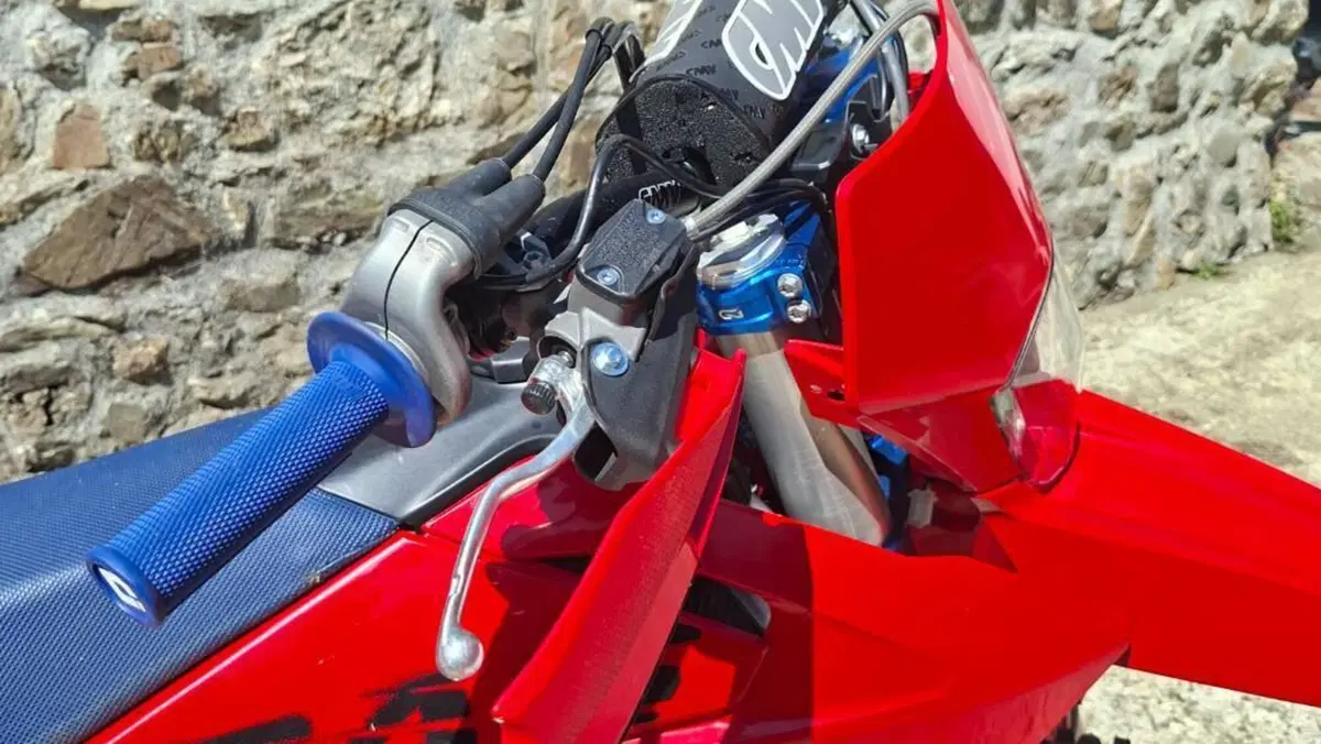 GASGAS EC 125 (2025)  (5)