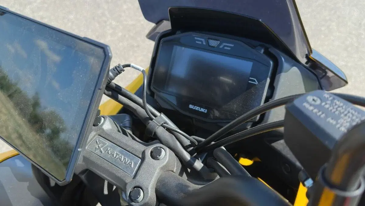 Suzuki Katana 1000 Jindachi (2019 - 20)  (9)