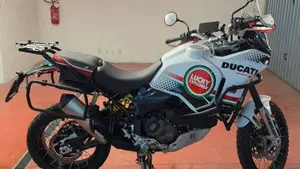 Ducati DesertX (2022 - 25)  (2)