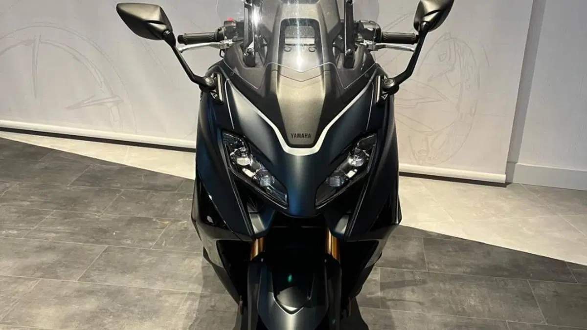 Yamaha T-Max 560 (2022 - 24)  (5)