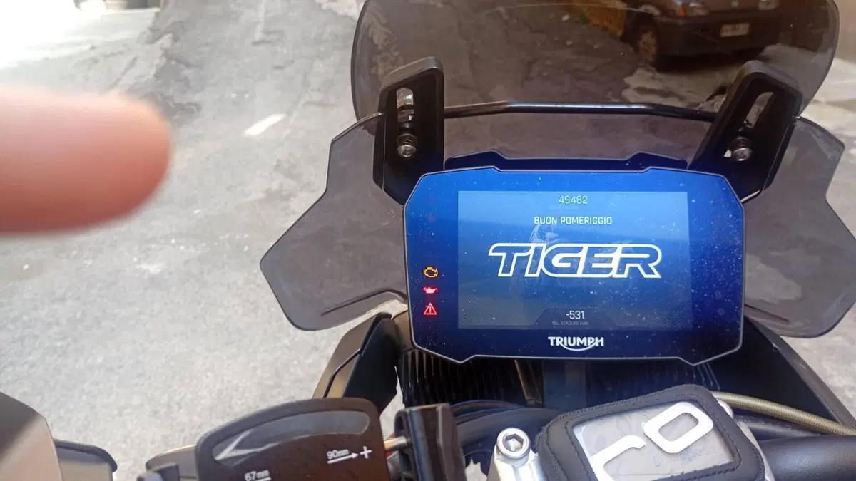 Triumph Tiger 900 GT Pro (2020 - 23)  (4)