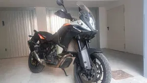 KTM 1050 Adventure (2015 - 16)  (2)