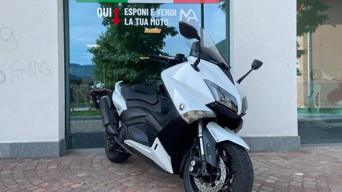 Yamaha T-Max 530 ABS (2015 - 17)  (2)