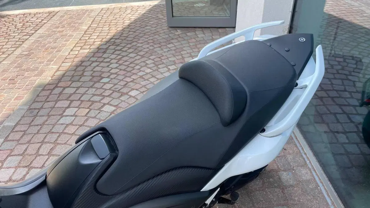 Yamaha T-Max 530 ABS (2015 - 17)  (6)
