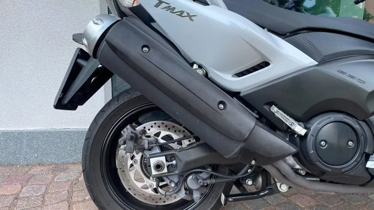 Yamaha T-Max 530 ABS (2015 - 17)  (9)