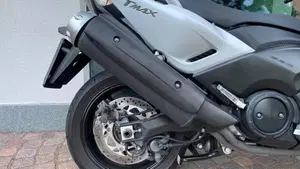 Yamaha T-Max 530 ABS (2015 - 17)  (9)