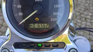 Harley-Davidson 1200 Custom (2007 - 13) - XL 1200C  (4)