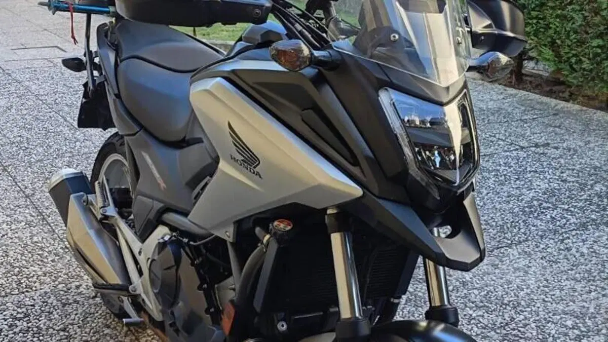 Honda NC 750 X ABS (2016 -17)  (2)