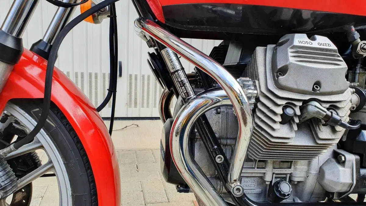 Moto Guzzi   (4)