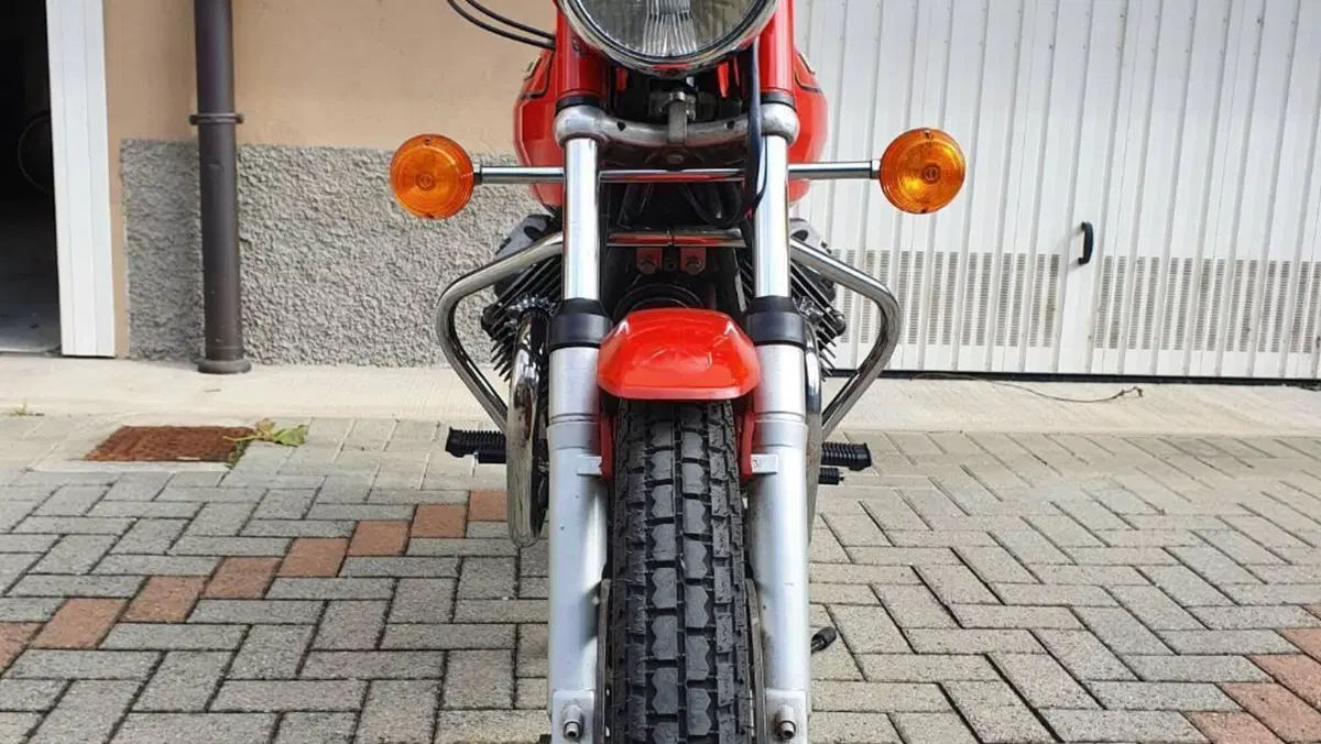 Moto Guzzi   (5)