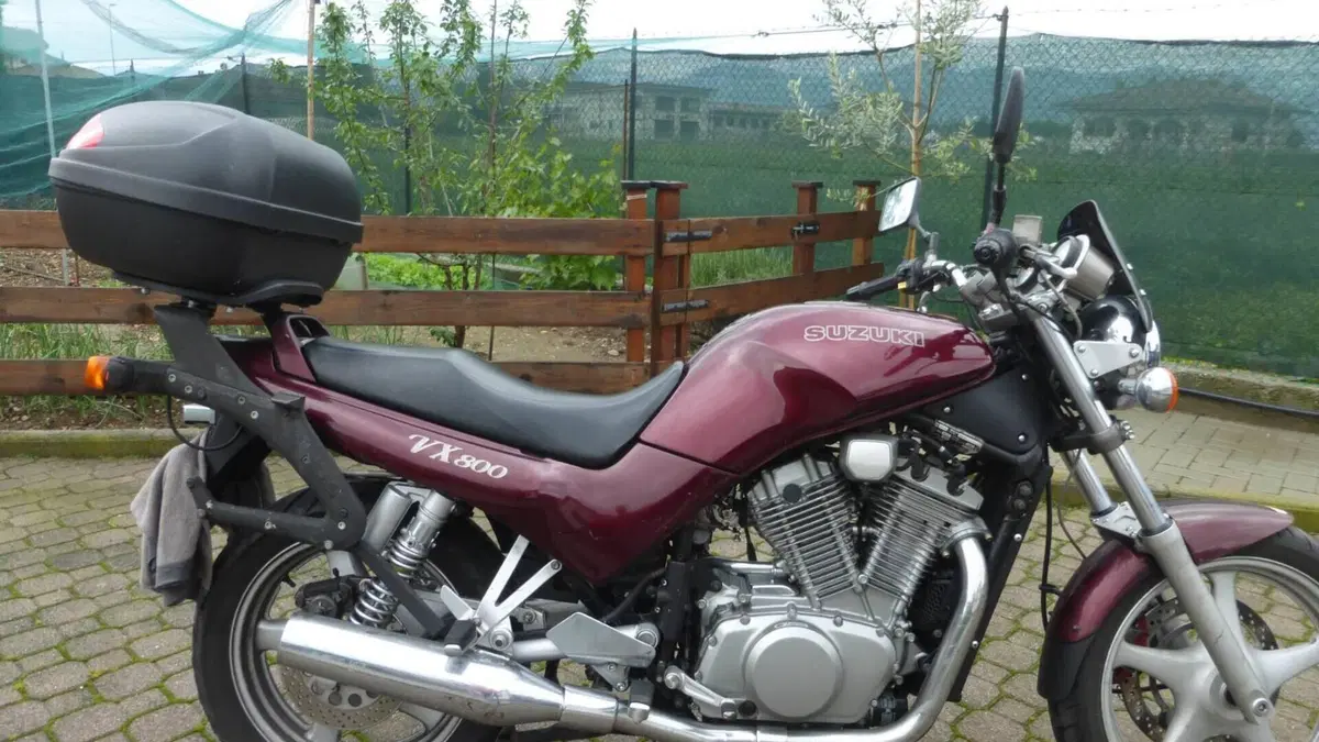 Suzuki  