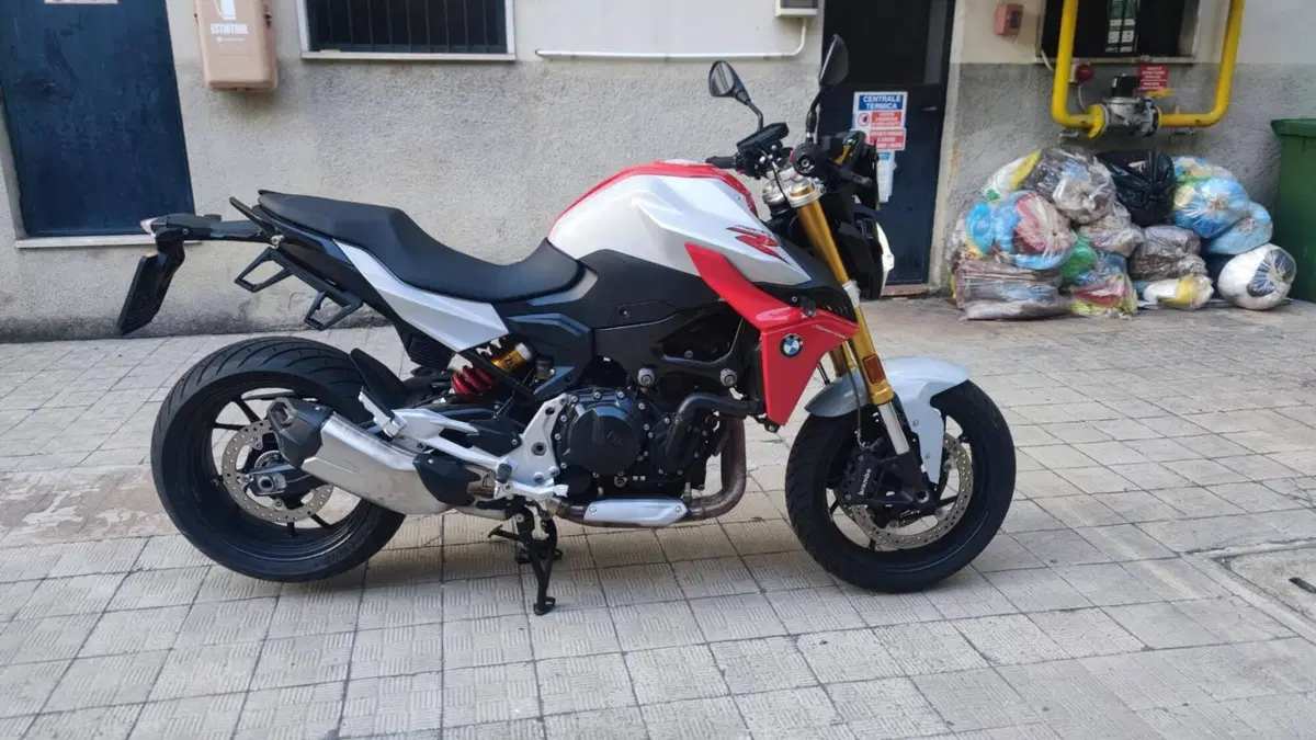 Bmw F 900 R (2021 - 24)  (3)
