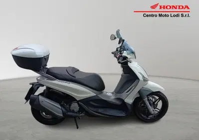 Piaggio Beverly 350 SportTouring ie ABS (2011 - 17) - Annuncio 10064682