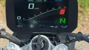 Bmw F 900 R (2021 - 24)  (2)
