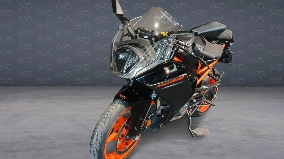 KTM RC 125 (2022 - 26)  (3)