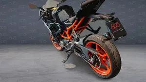 KTM RC 125 (2022 - 26)  (4)