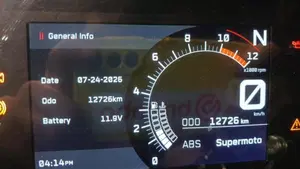 KTM RC 125 (2022 - 26)  (7)
