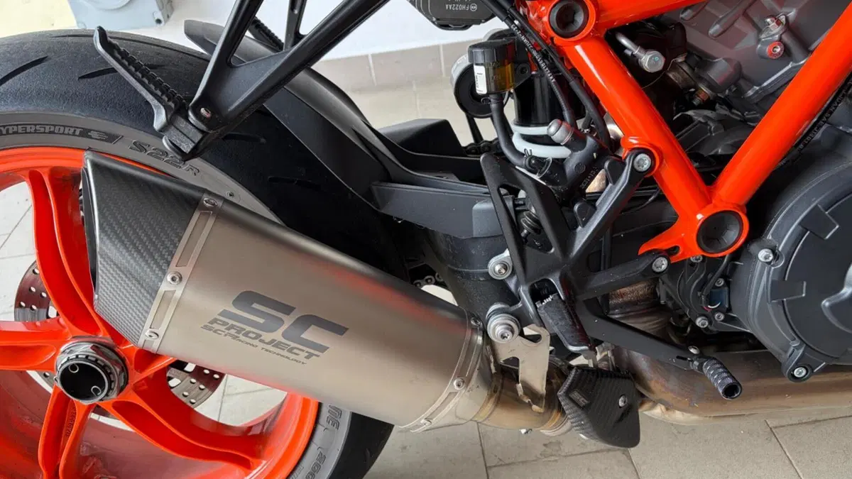 KTM 1290 Super Duke R EVO (2022 - 23)  (11)
