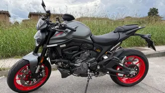 Ducati Monster 937 + (2021 - 25) usata