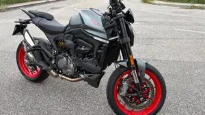 Ducati Monster 937 + (2021 - 25)  (4)