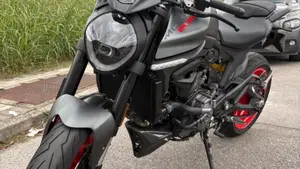 Ducati Monster 937 + (2021 - 25)  (11)