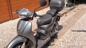 Aprilia Scarabeo 50 (2007 - 08)  (6)