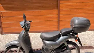 Aprilia Scarabeo 50 (2007 - 08)  (7)