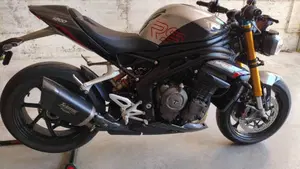 Triumph Speed Triple 1200 RS (2025 - 26)  (7)