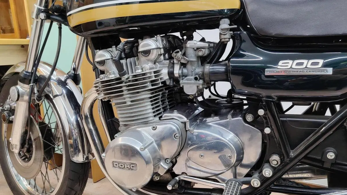 Kawasaki Z 900 