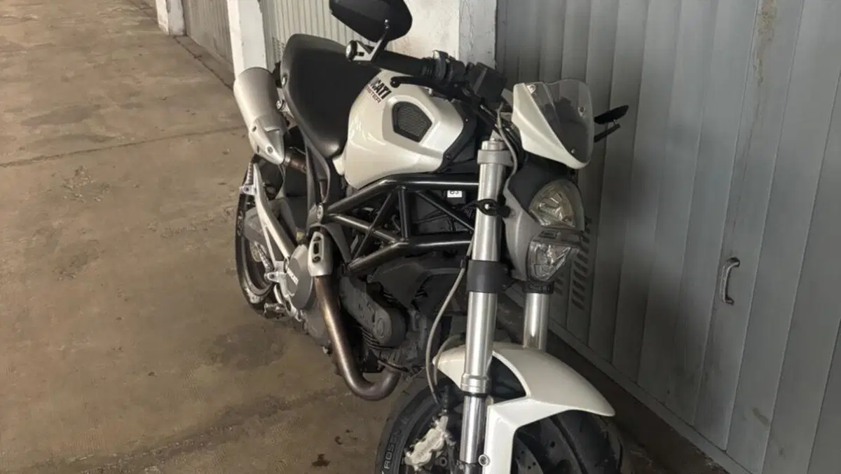 Ducati Monster 696 (2008 - 13)  (3)