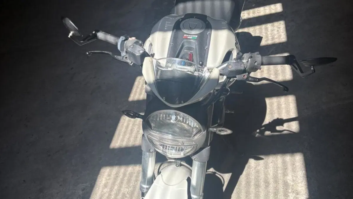 Ducati Monster 696 (2008 - 13)  (8)