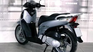 Honda SH 150i (2005 - 08)  (2)