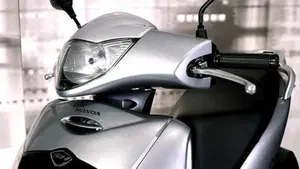 Honda SH 150i (2005 - 08)  (8)