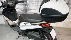 Piaggio Medley 150 ABS (2021 - 25)  (4)