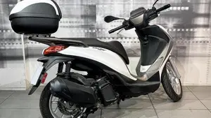 Piaggio Medley 150 ABS (2021 - 25)  (8)