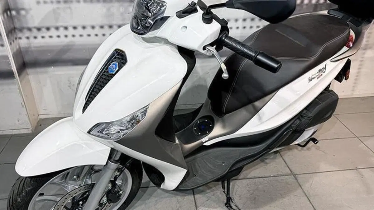 Piaggio Medley 150 ABS (2021 - 25)  (9)