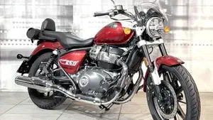 Royal Enfield Super Meteor 650 (2023 - 26) 