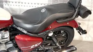 Royal Enfield Super Meteor 650 (2023 - 26)  (3)