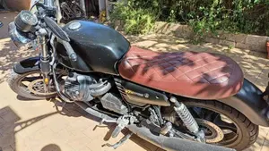 Moto Guzzi V7 III Stone (2017 - 20) 