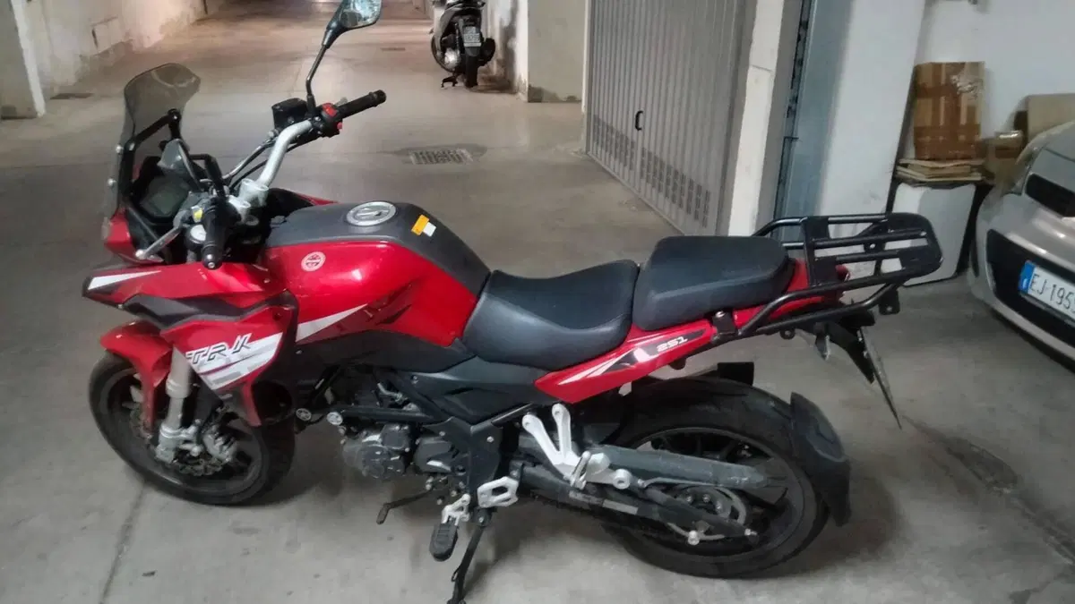 Benelli TRK 251 (2019 - 20)  (5)