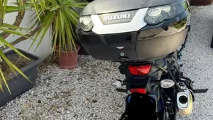 Suzuki V-Strom 650XT (2021 - 25)  (9)