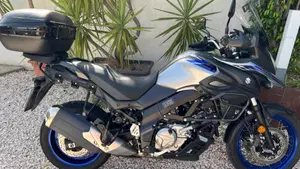 Suzuki V-Strom 650XT (2021 - 25)  (10)