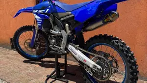Yamaha YZ 250 F (2018)  (3)
