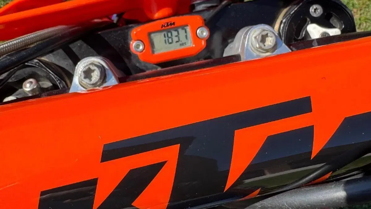 KTM 250 SX-F (2017)  (7)