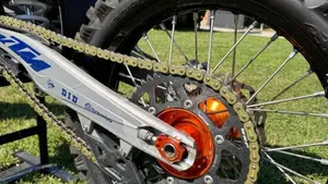 KTM 250 SX-F (2017)  (11)