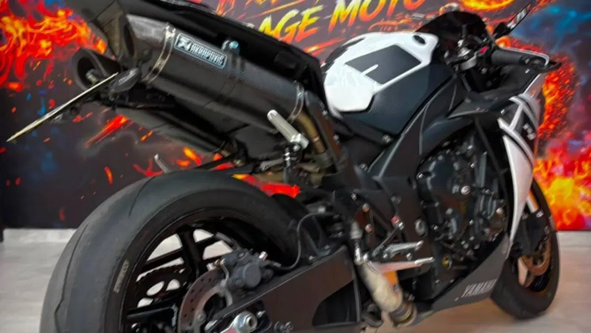 Yamaha YZF R1 (2012 - 14)  (3)